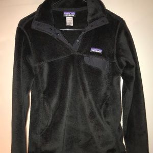 Black Patagonia pull over